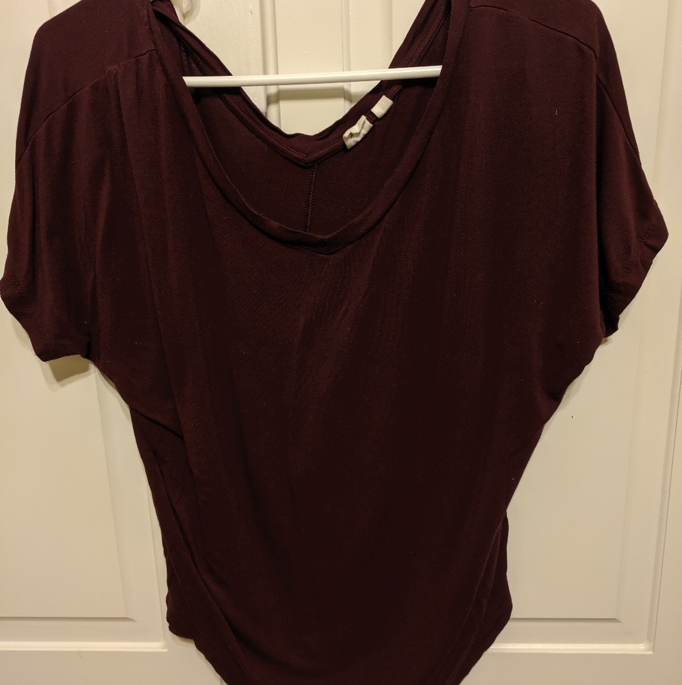 Gap Xs Burgundy Top